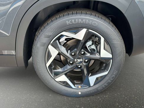 New 2026 Kia Seltos EX FWD image 9