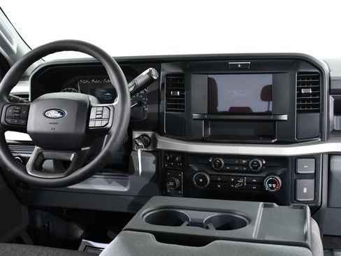 New 2027 Ford F250 XL w/ FX4 Off-Road Package AWD/4WD image 8