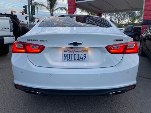 Used 2016 Chevrolet Malibu Premier w/ Driver Confidence Package image 4