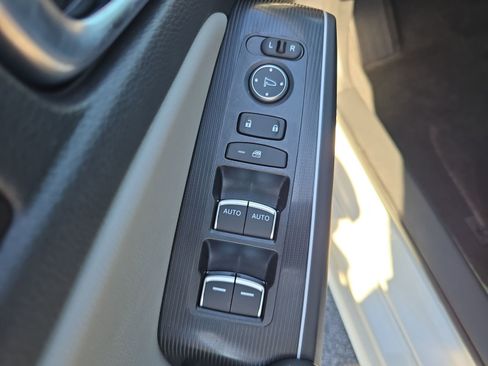 Certified 2025 Honda Civic Sport Touring image 14