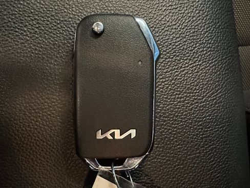 Used 2023 Kia Forte LXS FWD image 15
