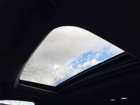 Used 2023 GMC Sierra 1500 Denali Ultimate image 19