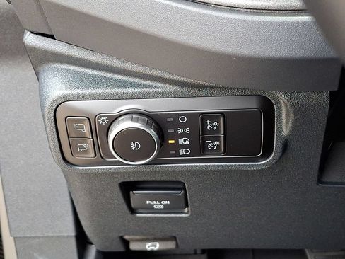 Used 2025 Ford Bronco Raptor AWD/4WD image 23