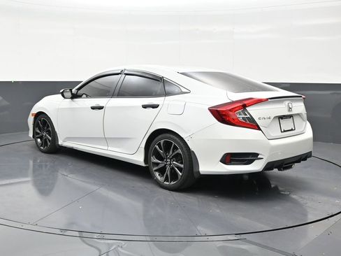 Used 2020 Honda Civic Sport image 3
