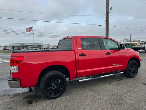Used 2012 Toyota Tundra 4x4 CrewMax image 16