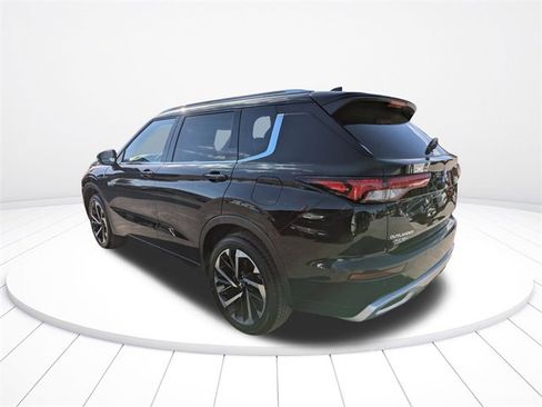New 2025 Mitsubishi Outlander SEL image 6