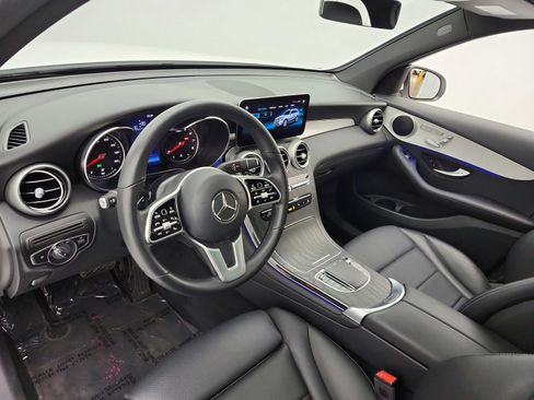 Used 2021 Mercedes-Benz GLC 300 image 9