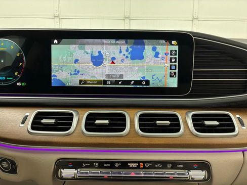 Used 2022 Mercedes-Benz GLS 450 4MATIC image 53