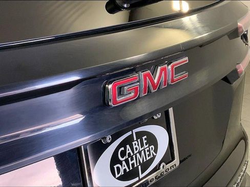 Used 2024 GMC Acadia Elevation AWD/4WD image 29