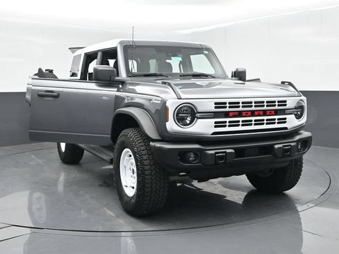 Certified 2025 Ford Bronco Heritage Edition AWD/4WD image 62