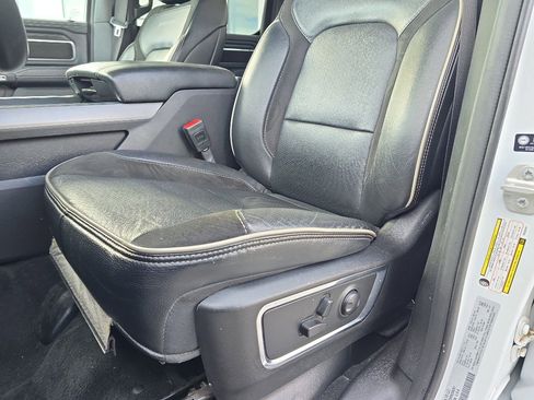 Used 2024 RAM 1500 Laramie image 13