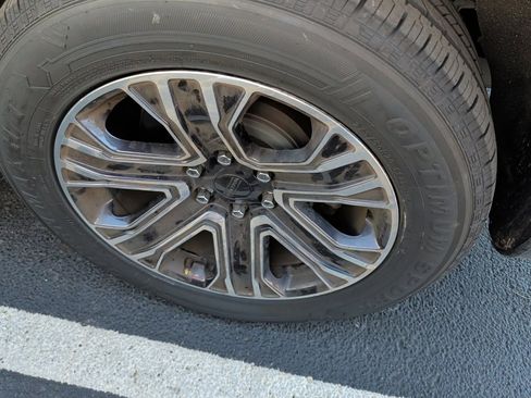 Used 2024 Jeep Wagoneer L Series II w/ Flexible Seating Group image 6