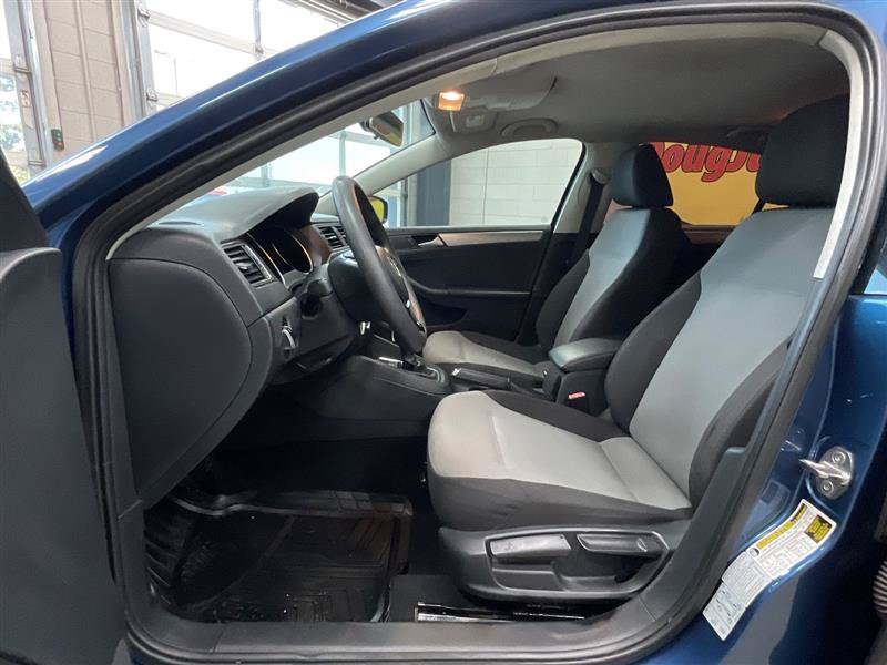 Used 2017 Volkswagen Jetta S FWD image 11