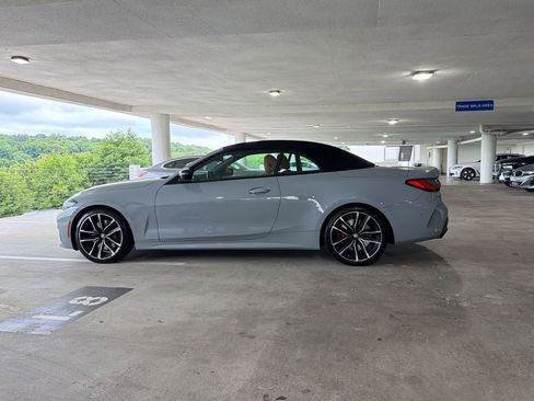 Used 2024 BMW M440i Convertible RWD image 2