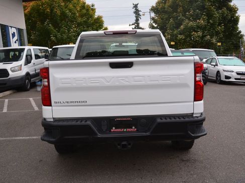 Used 2019 Chevrolet Silverado 1500 W/T w/ Trailering Package image 6