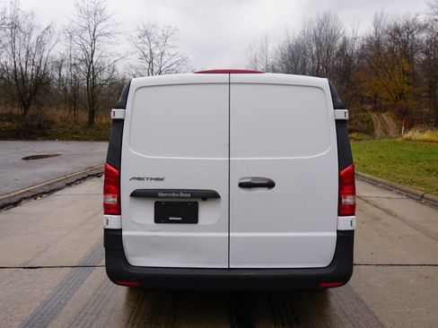 Used 2020 Mercedes-Benz Metris w/ Safety Package image 4