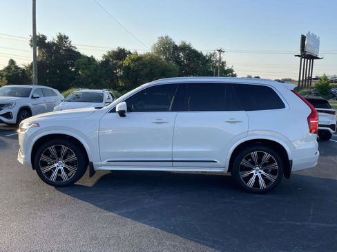 Certified 2023 Volvo XC90 B6 Ultimate w/ Lounge Package AWD/4WD image 4