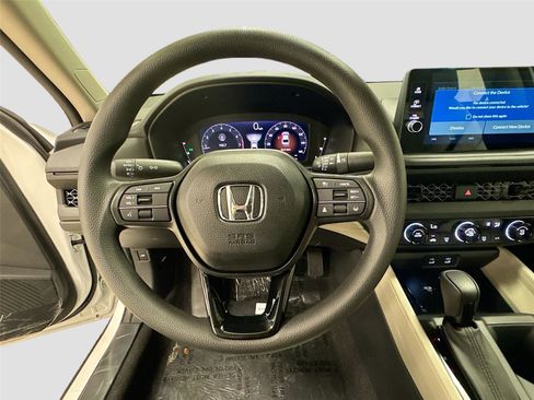 New 2026 Honda Accord LX image 10