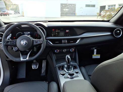 New 2025 Alfa Romeo Stelvio Sprint w/ Veloce Package image 12