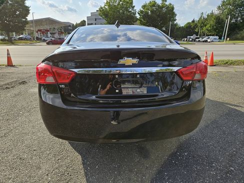 Used 2019 Chevrolet Impala LT FWD image 4