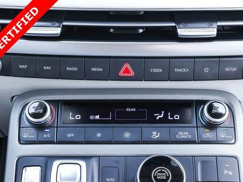 Used 2023 Hyundai Palisade Limited FWD image 13