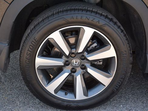 Used 2025 Honda Pilot Touring image 37