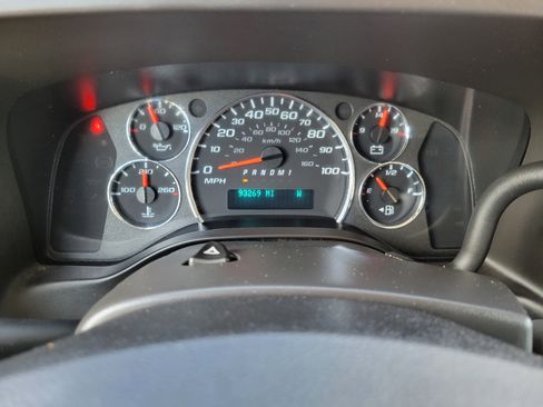 Used 2021 Chevrolet Express 2500 w/ Driver Convenience Package RWD image 31