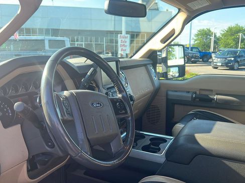 Used 2016 Ford F250 Lariat w/ Chrome Package AWD/4WD image 15