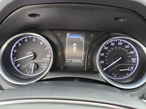 Used 2020 Toyota Camry SE image 20