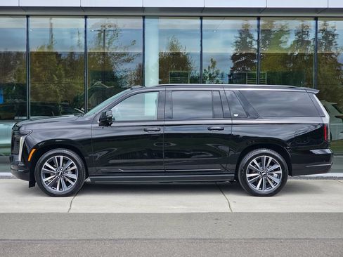 Certified 2026 Cadillac Escalade ESV Sport w/ Touring Package AWD/4WD image 2