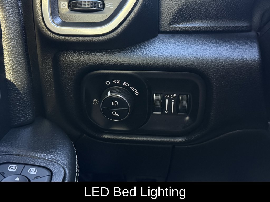 Used 2025 RAM 2500 Laramie w/ Sport Appearance Package AWD/4WD image 26