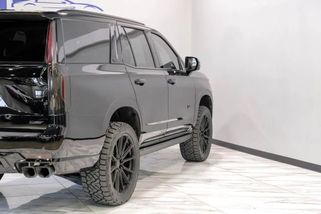 Used 2023 Cadillac Escalade V AWD/4WD image 14