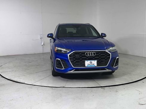 Used 2021 Audi Q5 e Premium Plus w/ Premium Plus Package image 7