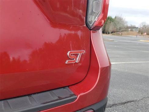 Used 2022 Ford Explorer ST w/ Equipment Group 401A image 7