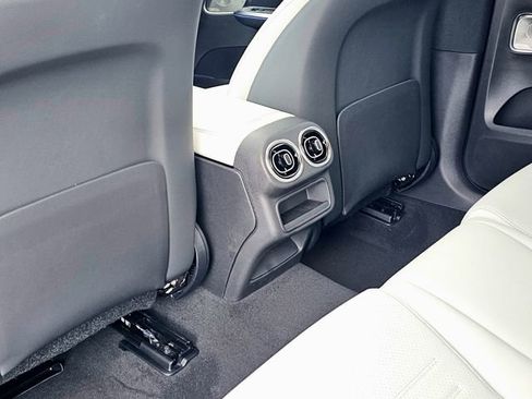 New 2026 Mercedes-Benz GLC 300 GLC 300 Coupe image 23