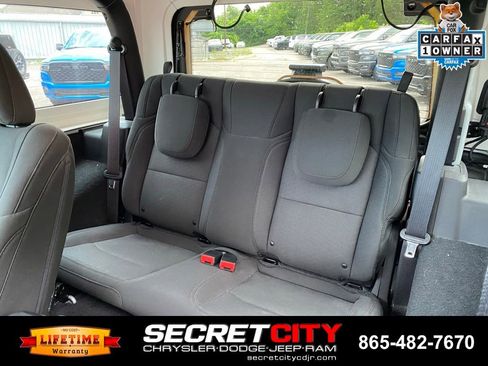 Used 2023 Jeep Wrangler Sport AWD/4WD image 9