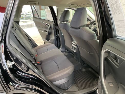 Certified 2024 Toyota RAV4 LE AWD/4WD image 15