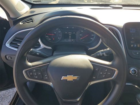 Used 2024 Chevrolet Malibu LT image 18