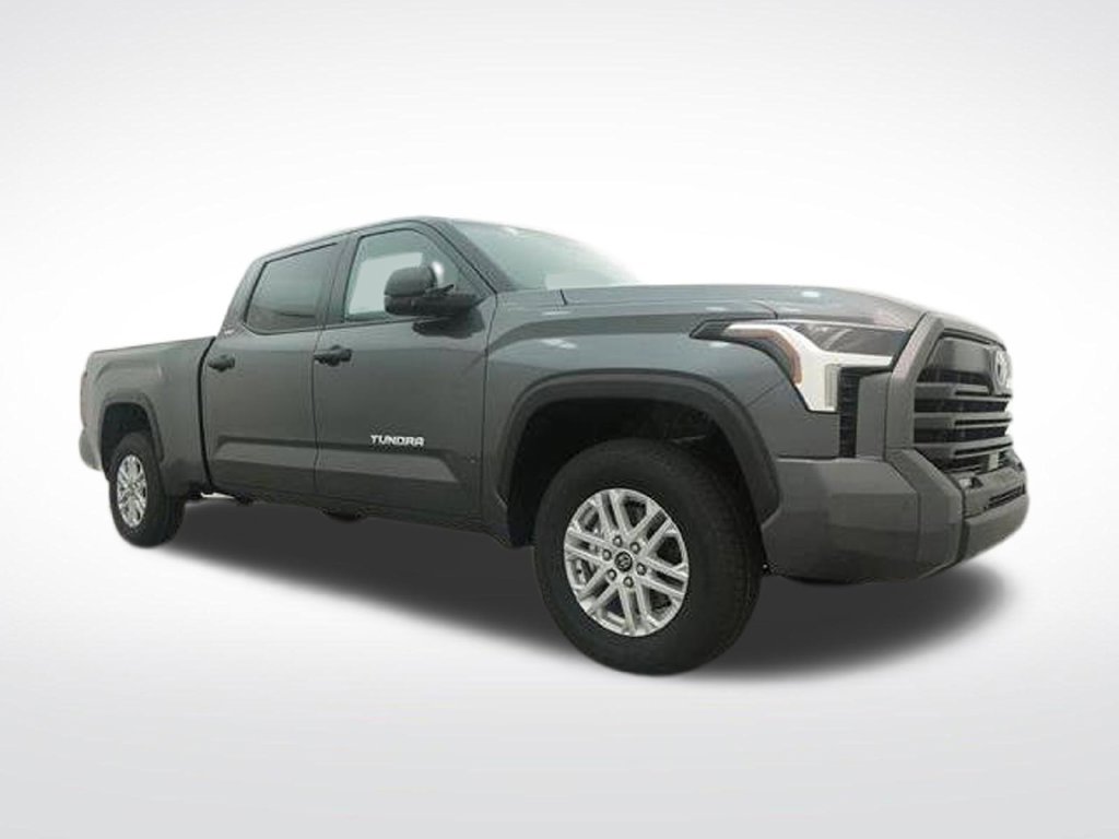 Used 2024 Toyota Tundra SR5 AWD/4WD image 32