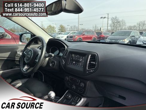 Used 2018 Jeep Compass Latitude w/ Popular Equipment Group image 34