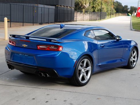 Used 2017 Chevrolet Camaro SS image 16