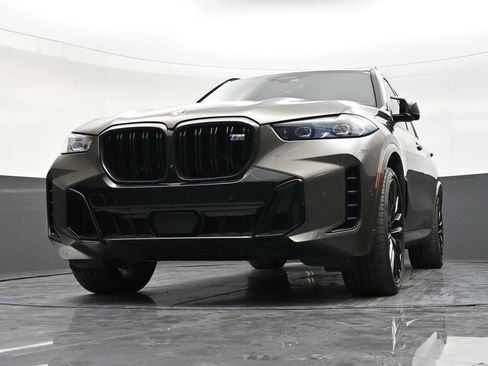 Used 2025 BMW X5 M60i image 27