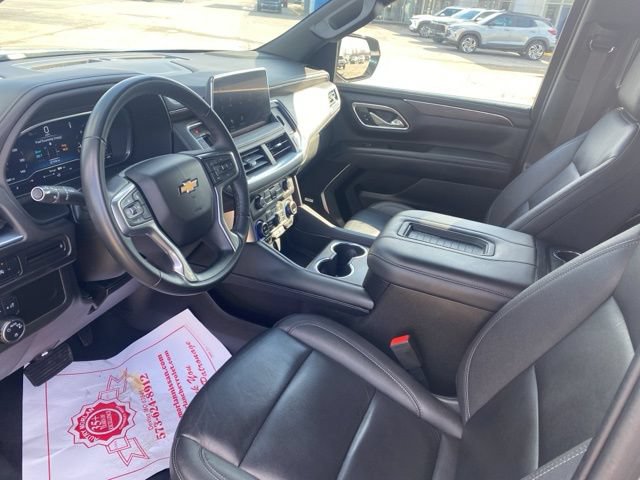 Used 2023 Chevrolet Suburban LT AWD/4WD image 16
