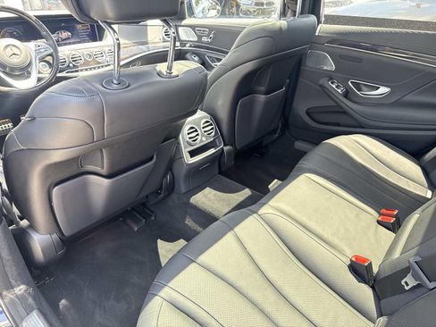 Used 2018 Mercedes-Benz S 450 Sedan image 11