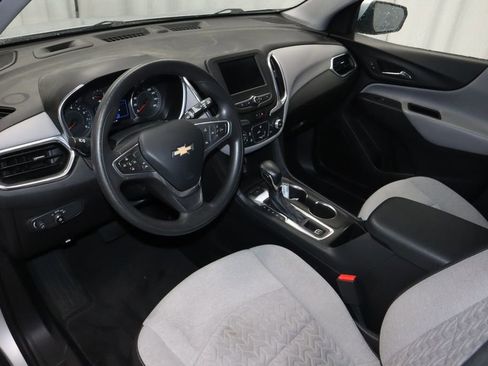 Used 2022 Chevrolet Equinox LT AWD/4WD image 24