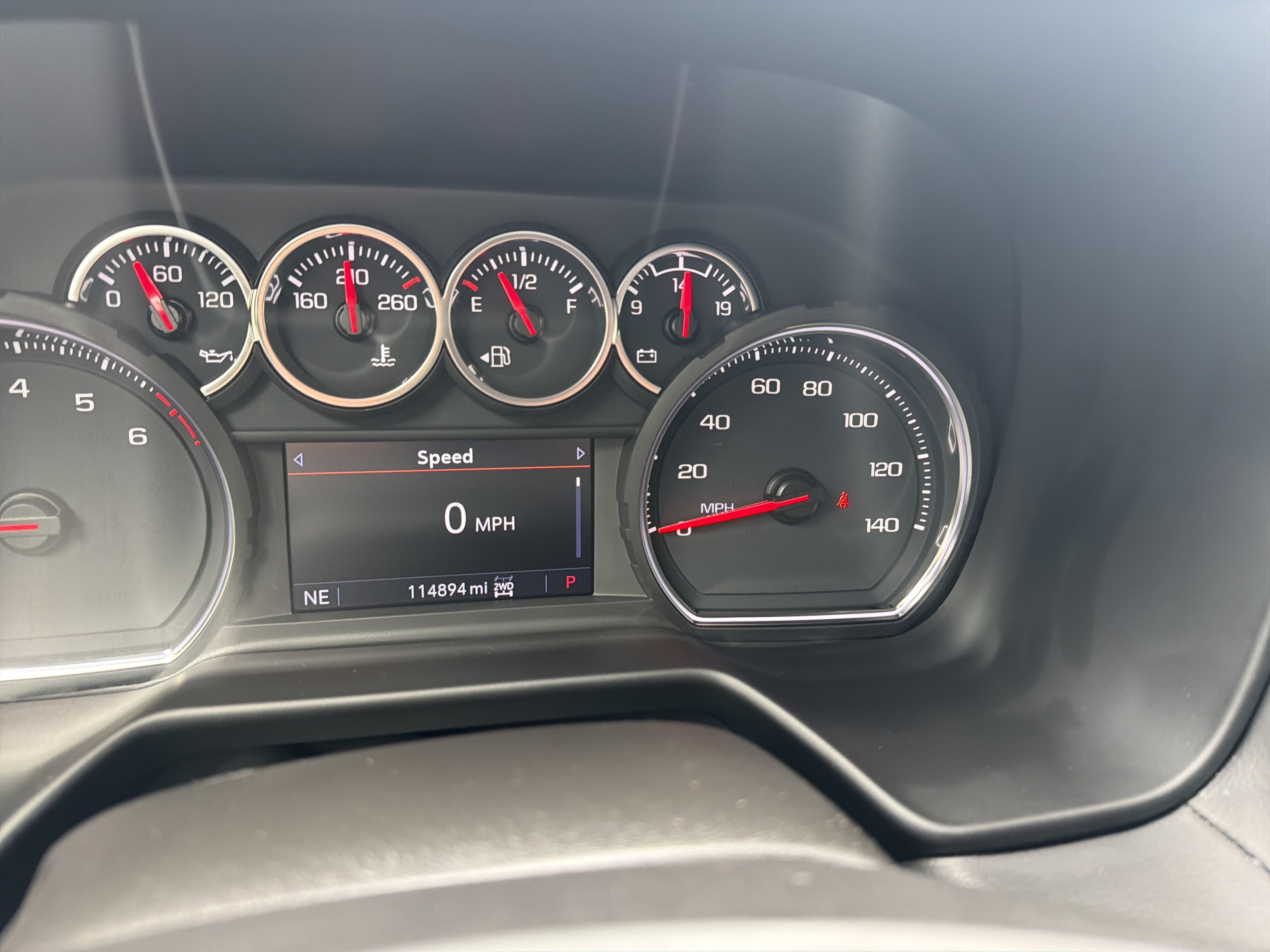 Used 2021 Chevrolet Suburban LT AWD/4WD image 21