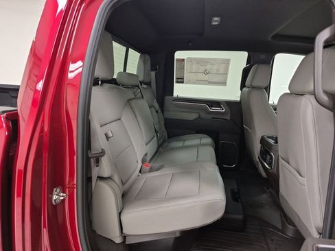 New 2026 GMC Sierra 2500 SLT image 28