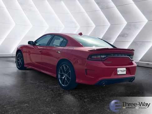 Used 2022 Dodge Charger GT RWD image 3