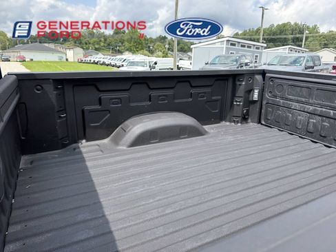 Used 2026 Chevrolet Silverado 2500 High Country w/ Technology Package AWD/4WD image 13