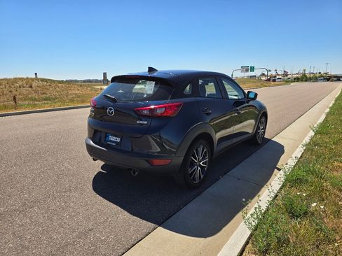 Used 2018 MAZDA CX-3 Touring w/ Preferred Equipment Package AWD/4WD image 5